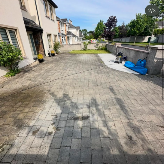 Driveway Pressure Cleaning - Image 1